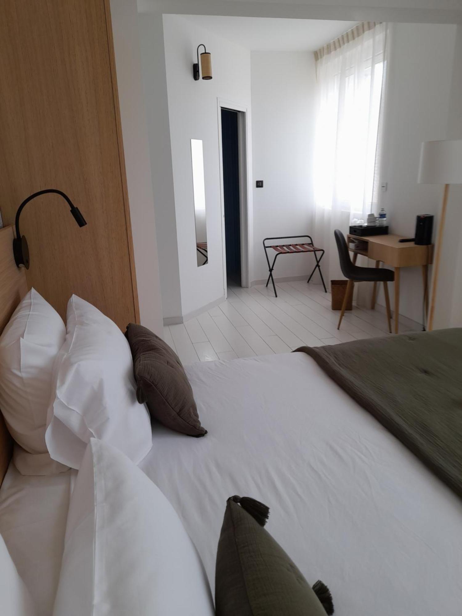 Hotel L'Albatros Saint-Trojan-les-Bains Esterno foto
